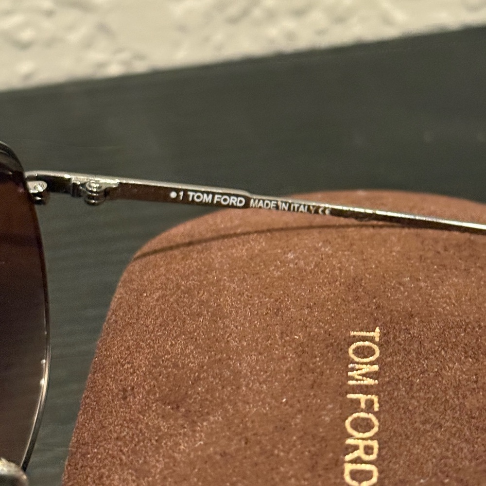 Tom Ford Riley Aviator-Frame Sunglasses - Picture 7 of 9